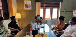 Pimpinan dewan diterima Kapolres Tulungagung, AKBP Handono Subiakto, saat berkunjung ke Mapolres Tulungagung, Senin (1/2) kemarin.