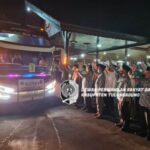 Pimpinan dewan saat ikut melepas keberangkatan jemaah calon haji asal Tulungagung di Pendopo Kongas Arum Kusumaning Bongso tadi malam.